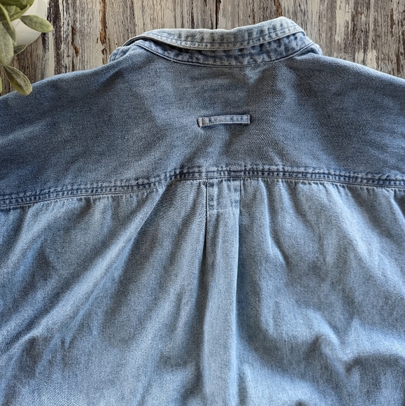 2/$45 Oversized Demin Button Down Shirt Womens XL 2/$45 - Picture 8 of 11